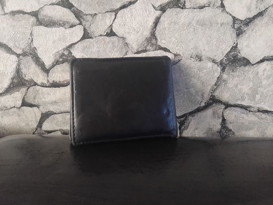 Мъжко портмоне Tommy Hilfiger – стилен и практичен аксесоар