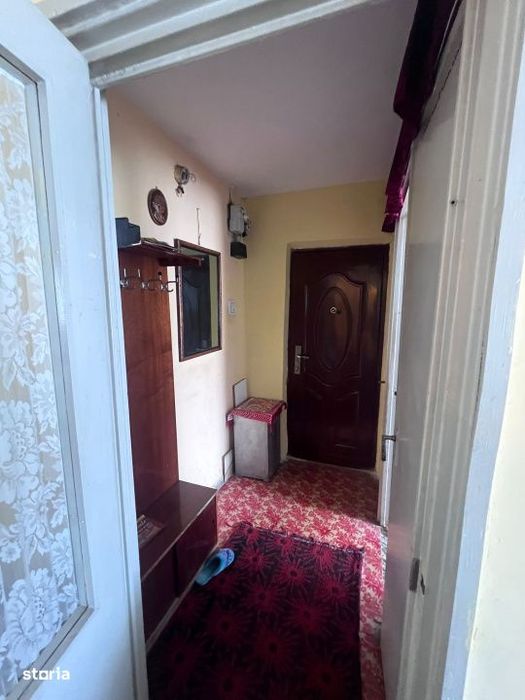 Apartament 2 camere, 41 mp, zona Craiovita Noua