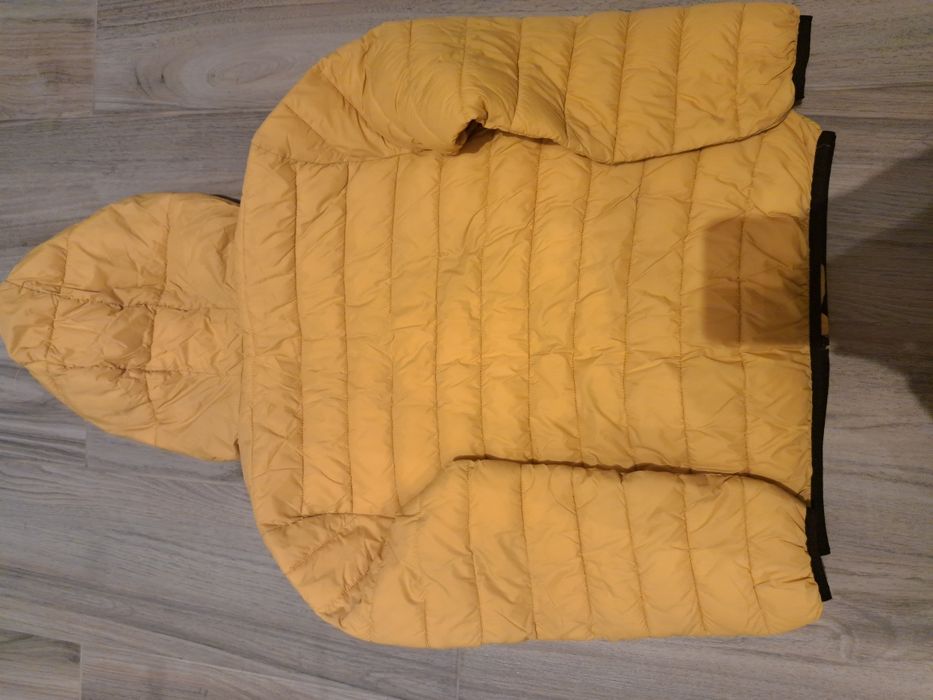 Детски якета Benneton и Reserved 152 см.