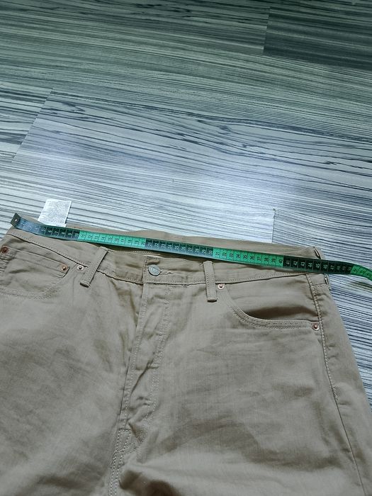 Blugi Levi's stare foarte buna