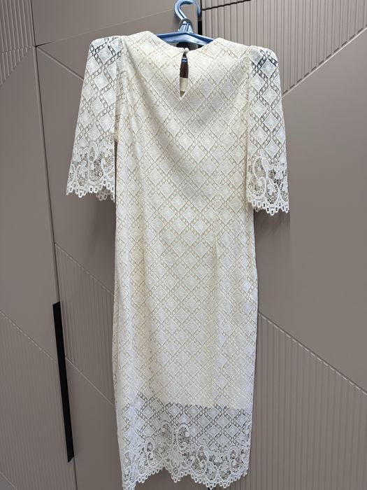 Нарядное красивое платье