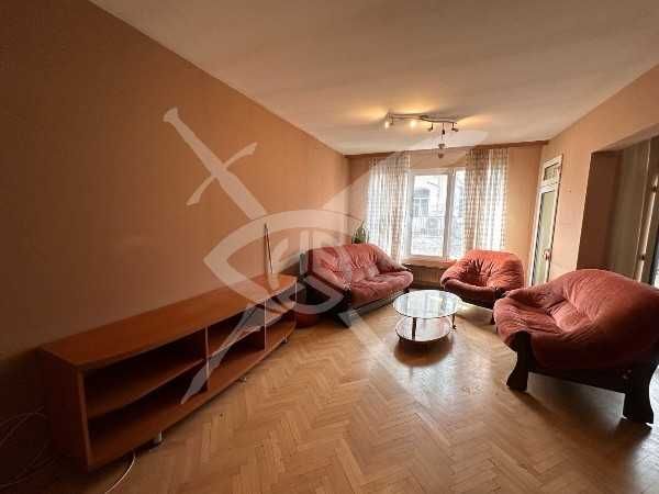 Продава се Четиристаен апартамент в Пловдив, Център - 126 кв.м за 1945 €/кв.м - Снимка #3