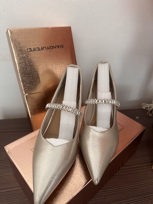 Продам кожаные туфли