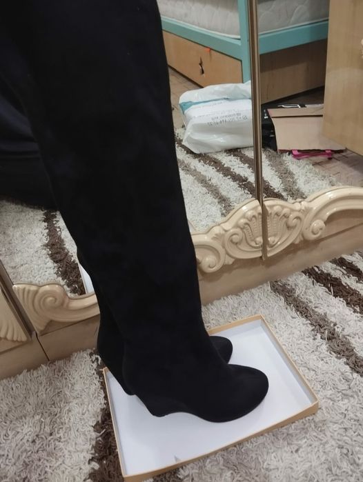 Продаются чулки-сапоги