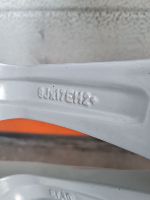 Джанти за BMW VW T5 T6 OPEL R17 5x120 ET30 8J