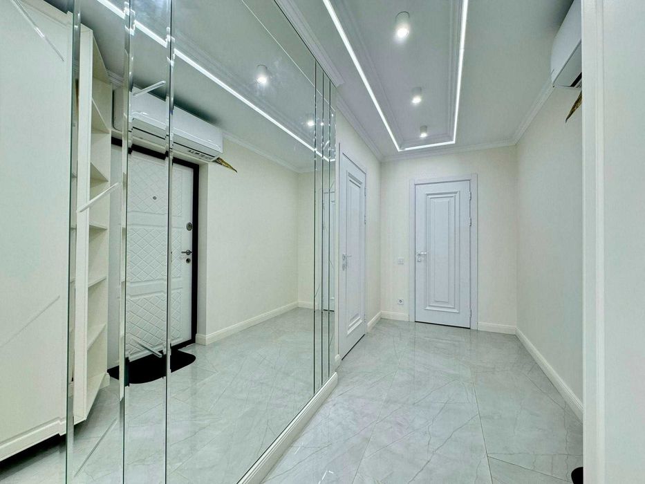 Дава се под наем Тристаен апартамент в Пловдив, Кършияка - 75 кв.м за 400 € - Снимка #7