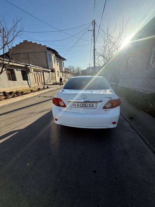 Тойота королла 2008