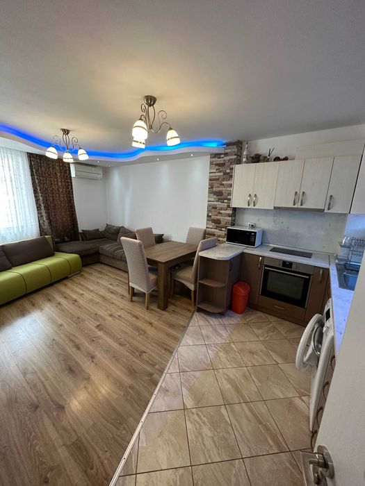 Дава се под наем Двустаен апартамент в Бургас, Меден рудник - зона А - 62 кв.м за 200 € - Снимка #1