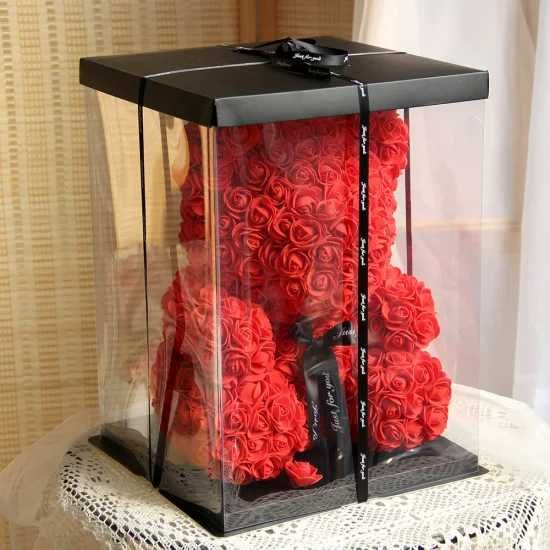 Мече от рози за Свети Валентин и всички специални празници.