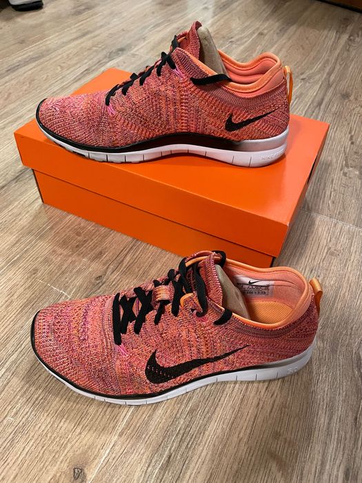 Оригинални дамски маратонки Nike Free TR Flyknit размер 36.5