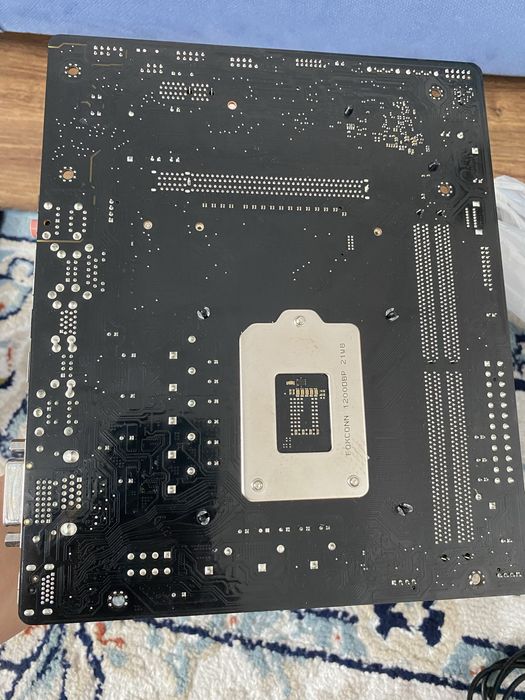 Материнская плата ASRock