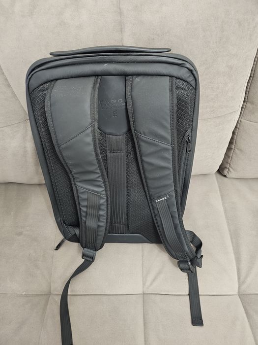 Рюкзак городской черный пластик