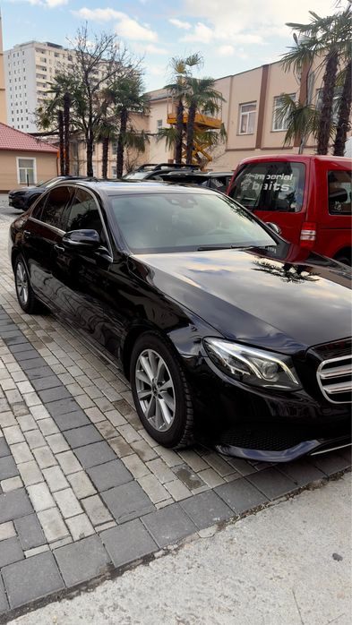 Mercedes E220D 4MATIC 194 CP