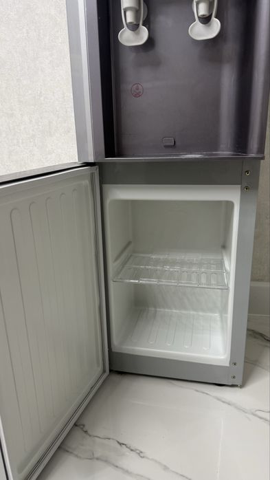 Кулер для воды EcoCool с холодильником