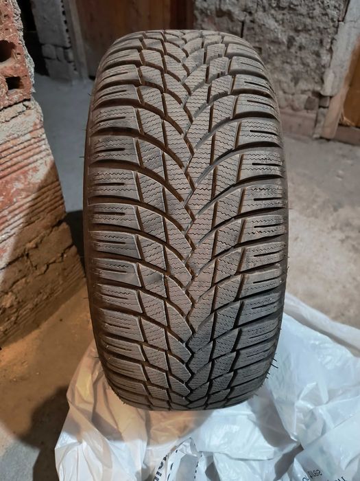 Зимни гуми 215/55/16