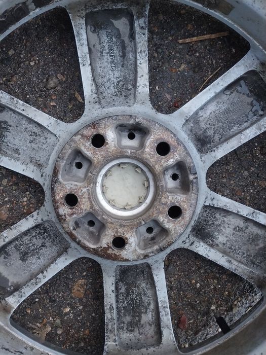 Диски R17 оригинал. Разболтовка 5×114.3