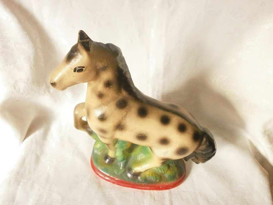 Стара Керамична Фигура, Статуетка на Кон