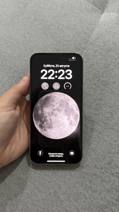 Продаю Айфон 15 про 256гб