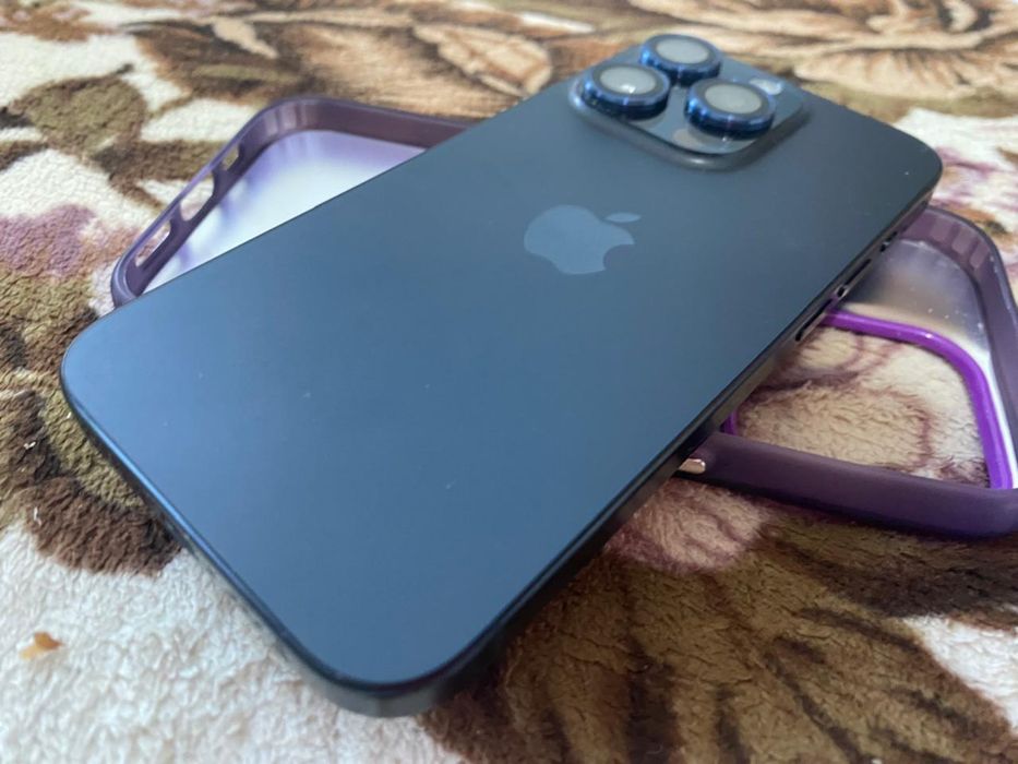 Айфон 15 про  сатам