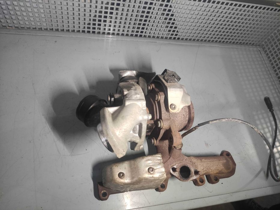 Turbo volkswagen vw passat b7 2.0 TDI 140 cp CFFB 03l253056g