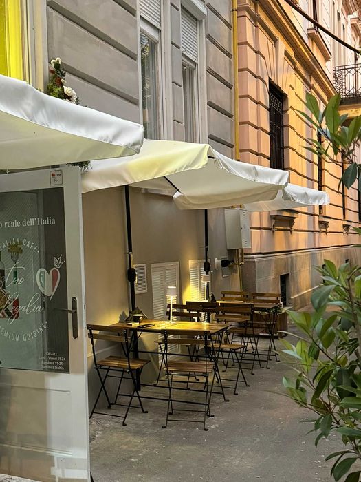 inchiriez bistro restaurant pizzerie