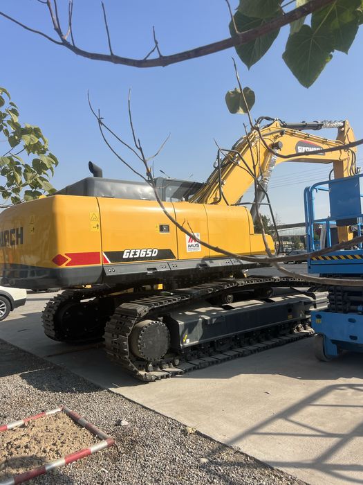 Гусеничный екскаватор Sinomach 365