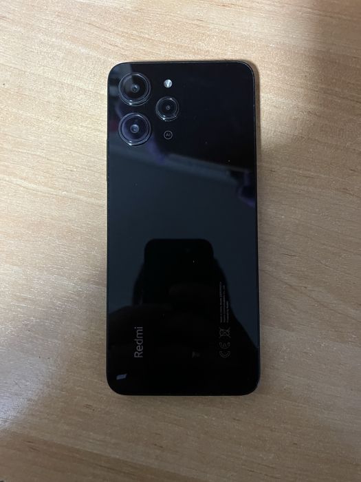 Продам Редми нот 12 очень хороший телефон