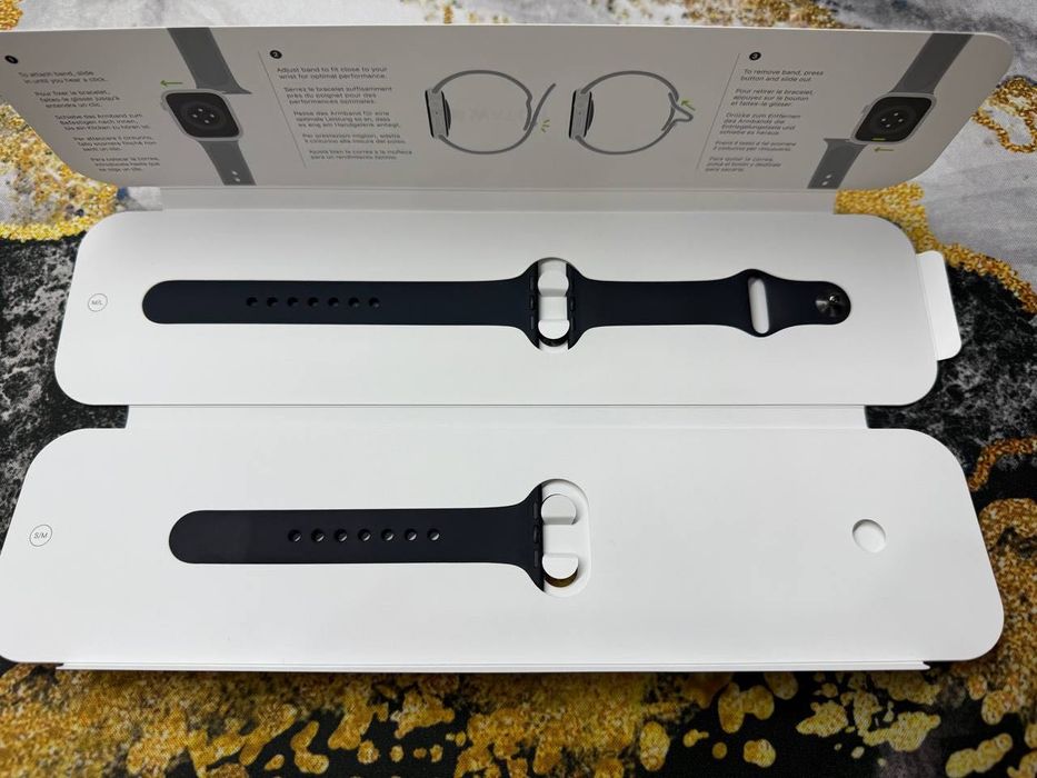 Продам Apple Watch SE 40mm