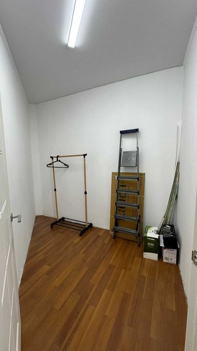 Продам 3х ком кв  в 10 мкр