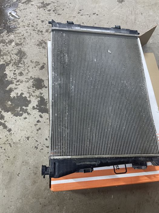 Продам радиатор соната 2011 г.