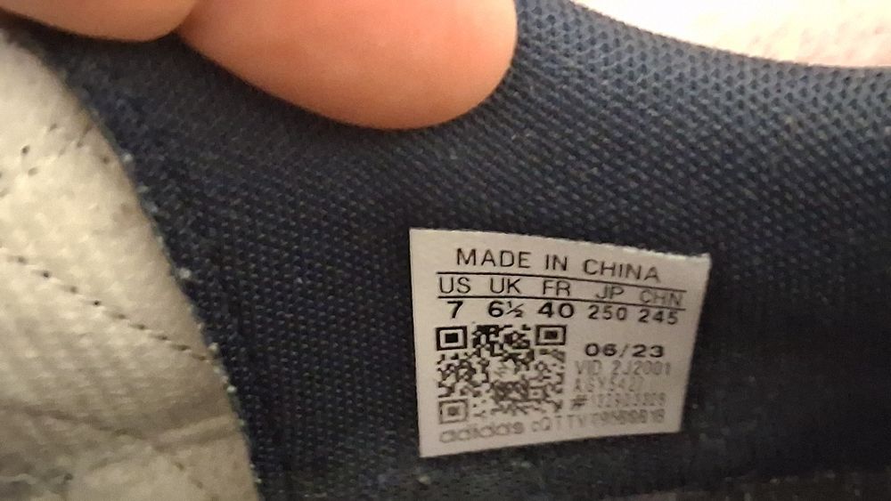 Adidasi Nike piele mar.40