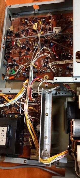 Linie vintage Akai  am -u 33