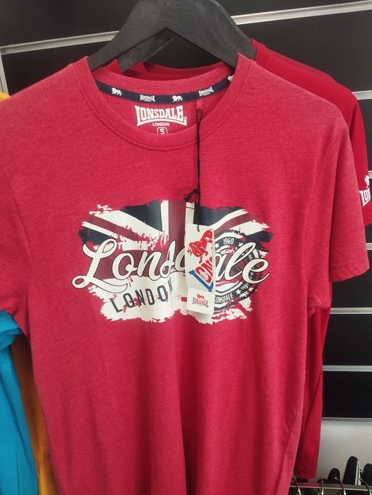 Маркови тениски Lotto,Umbro, Champion, Lonsdale.