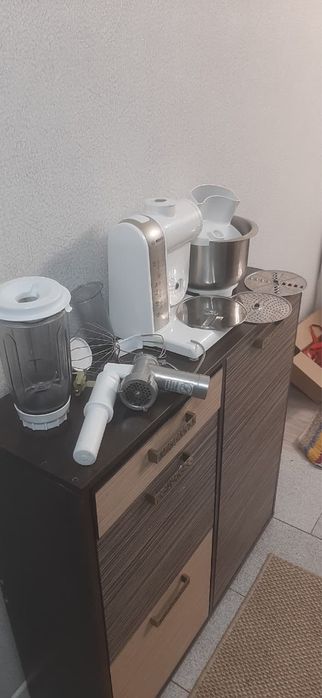 Продам кухонный комбайн