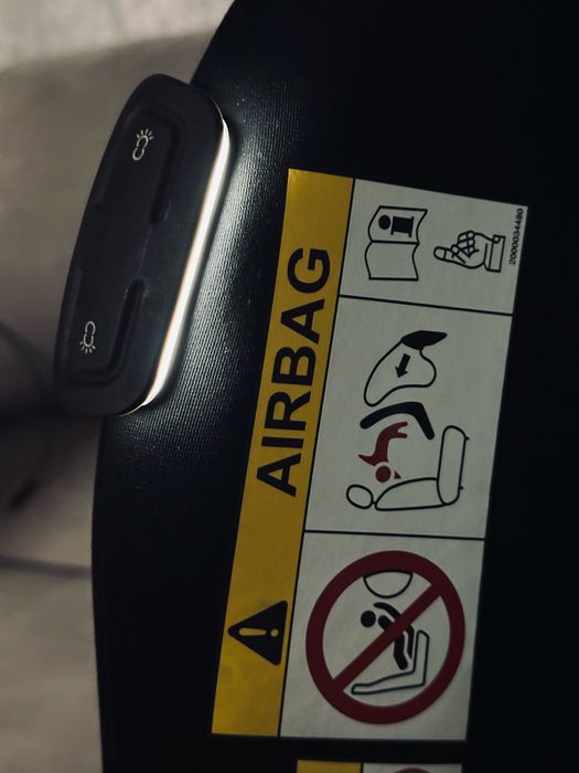 Scaun auto copii Britax Romer DualFix iSense rotativ 3luni-4ani LED