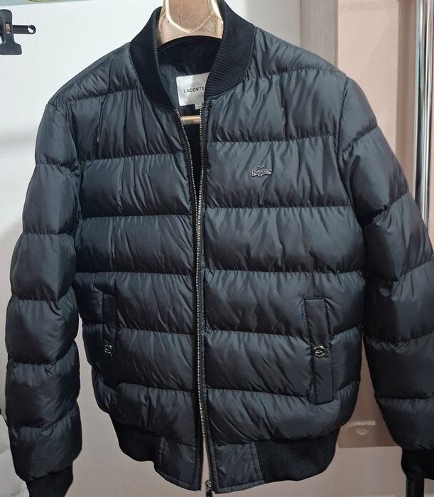 Geaca originala Lacoste ,umplutura puf, made in France