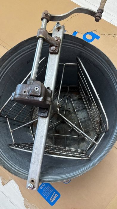 Centrifuga apicola