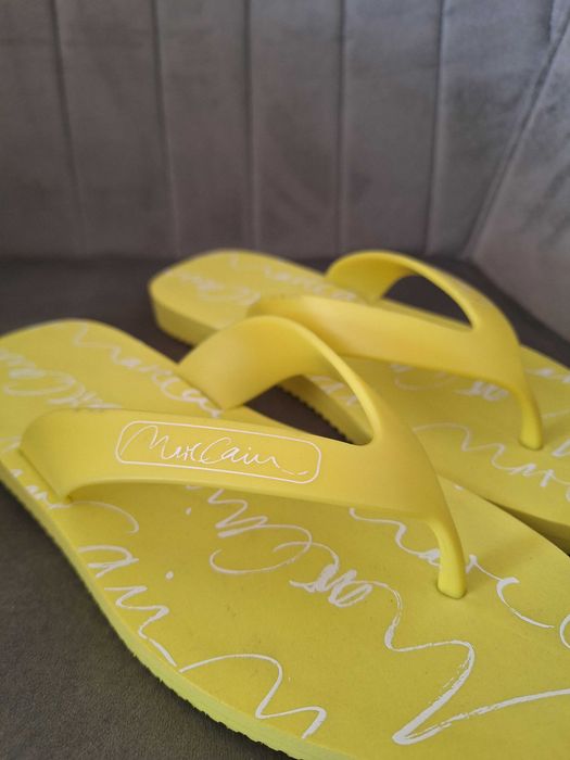 Marc Cain джапанки