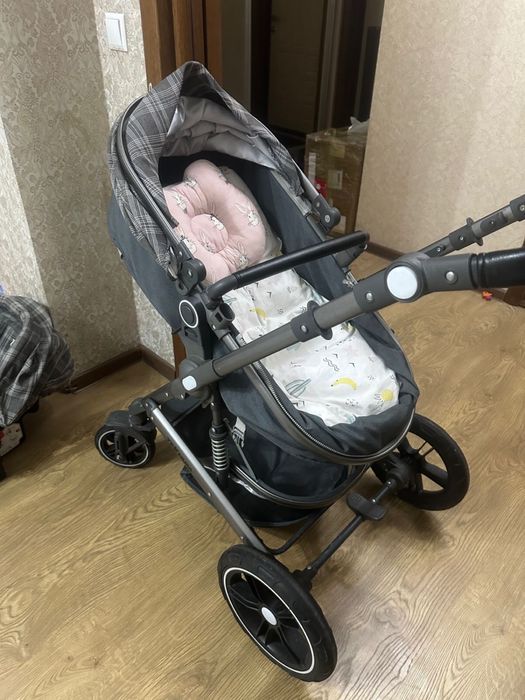 Продаю детскую коляску