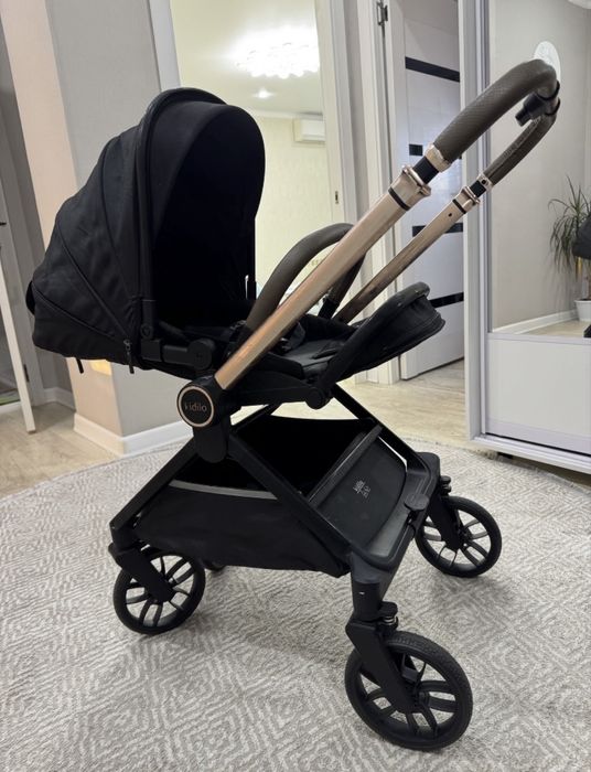 Продам коляску kidilo d900