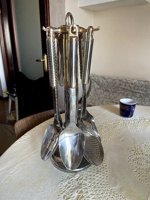 Набор кухонных принадлежностей