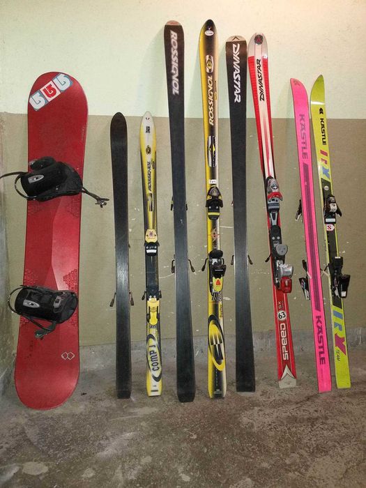СКИ - предлагам стари модели ски - комплект 4 броя