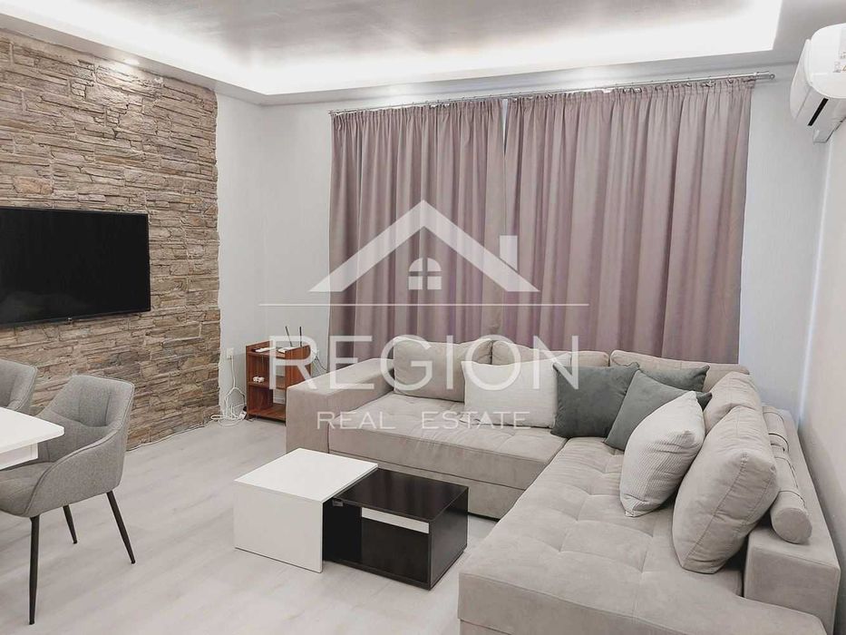 Дава се под наем Тристаен апартамент в Варна, Център - 89 кв.м за 850 € - Снимка #1