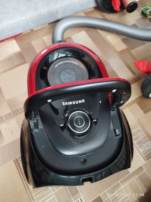 Продам пылесос Самсунг