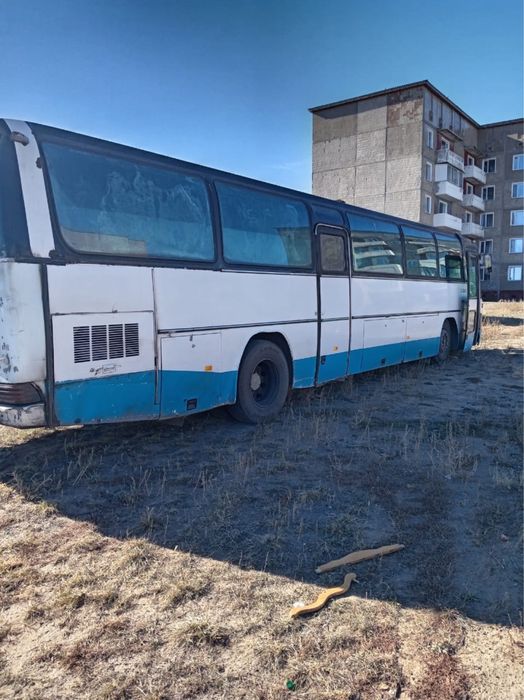 Продаю автобус mersedes 0330