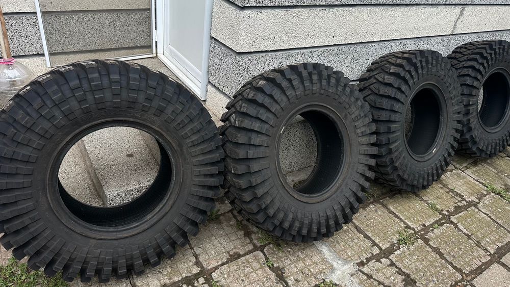 Гуми MAXXIS TREPADOR M8060 37x12.50R17LT – 4 бр. чисто нови