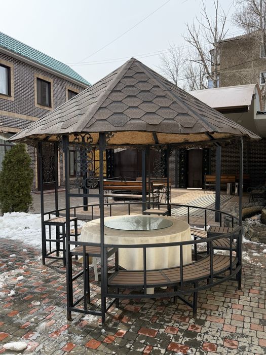 Беседка для частного двора