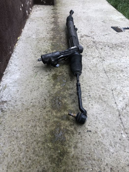 Бмв е53 рулевои рейка