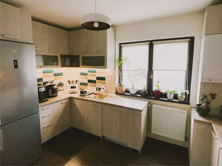 PF (proprietar) - apartament 3 camere + 2 parcari - Europa