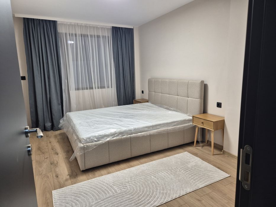 Дава се под наем Тристаен апартамент в Петрич - 90 кв.м за 348.84 € - Снимка #1